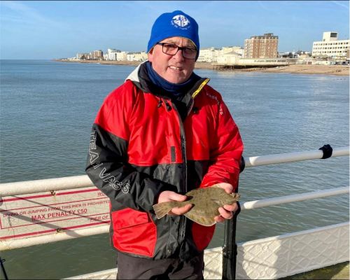 Des Barden + Flounder Worthing Pier Feb 23